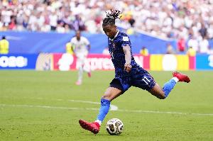 奥利塞成就法国传奇，27战独揽18球，超越德约卡夫成新纪录缔造者
